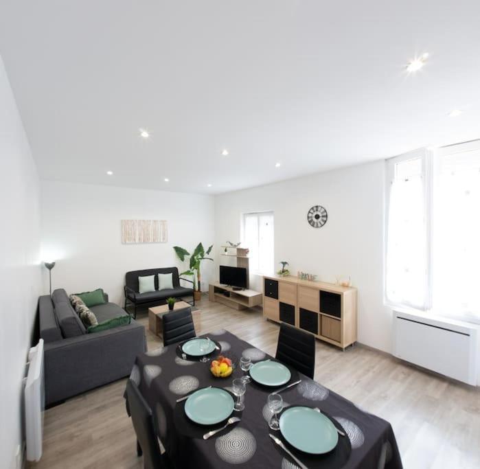 *Douceur Des Tropiques*Parisis Apartment Argenteuil Ngoại thất bức ảnh